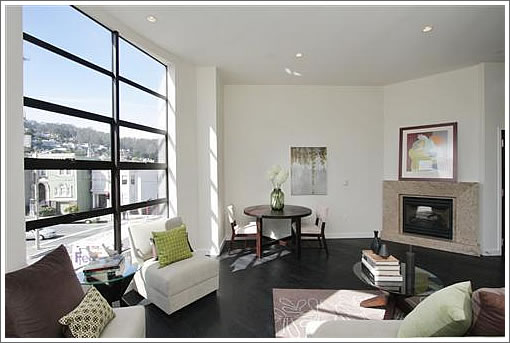 17th and Clayton: Interior.jpg