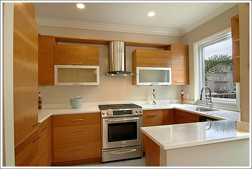 2200 Beach Street: Kitchen