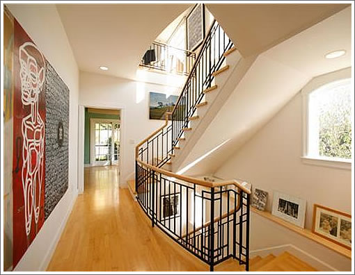 1440 Kearny: Stairs