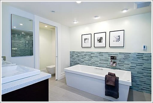 210 Steiner: Lower Bath