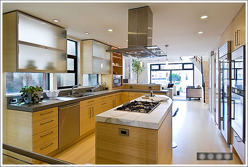 118 Cervantes Boulevard: Kitchen