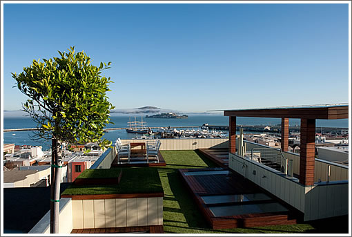 850 Bay Roof Deck