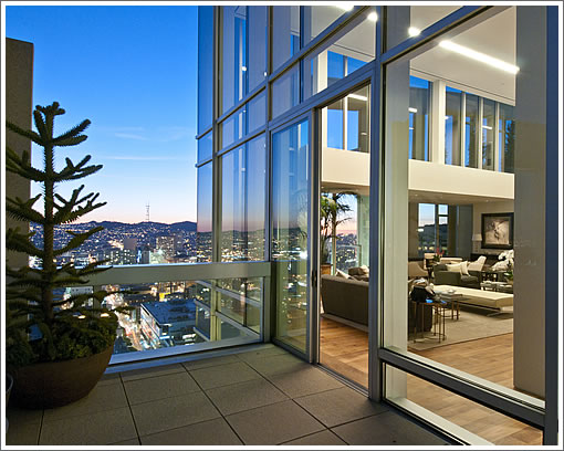 Penthouse Atop San Francisco St. Regis Sells For A Record $28 Million