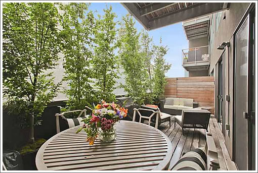 41%20Federal%20%2323%20Patio.jpg
