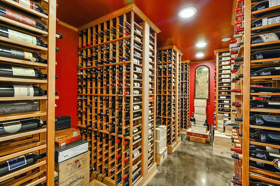 2505 Divisadero 2015 - Wine Cellar